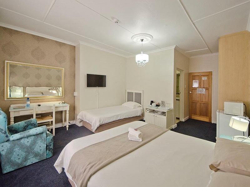 The Russel Hotel Knysna Eksteriør billede