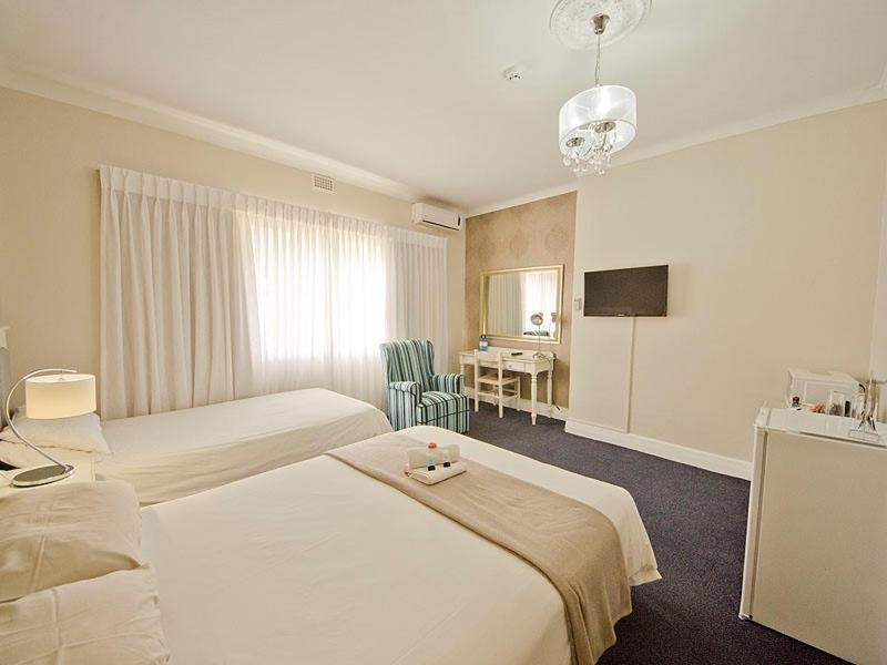 The Russel Hotel Knysna Eksteriør billede
