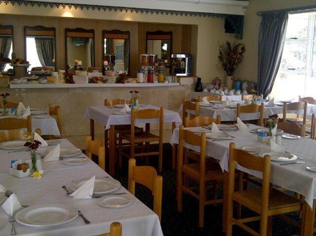 The Russel Hotel Knysna Eksteriør billede